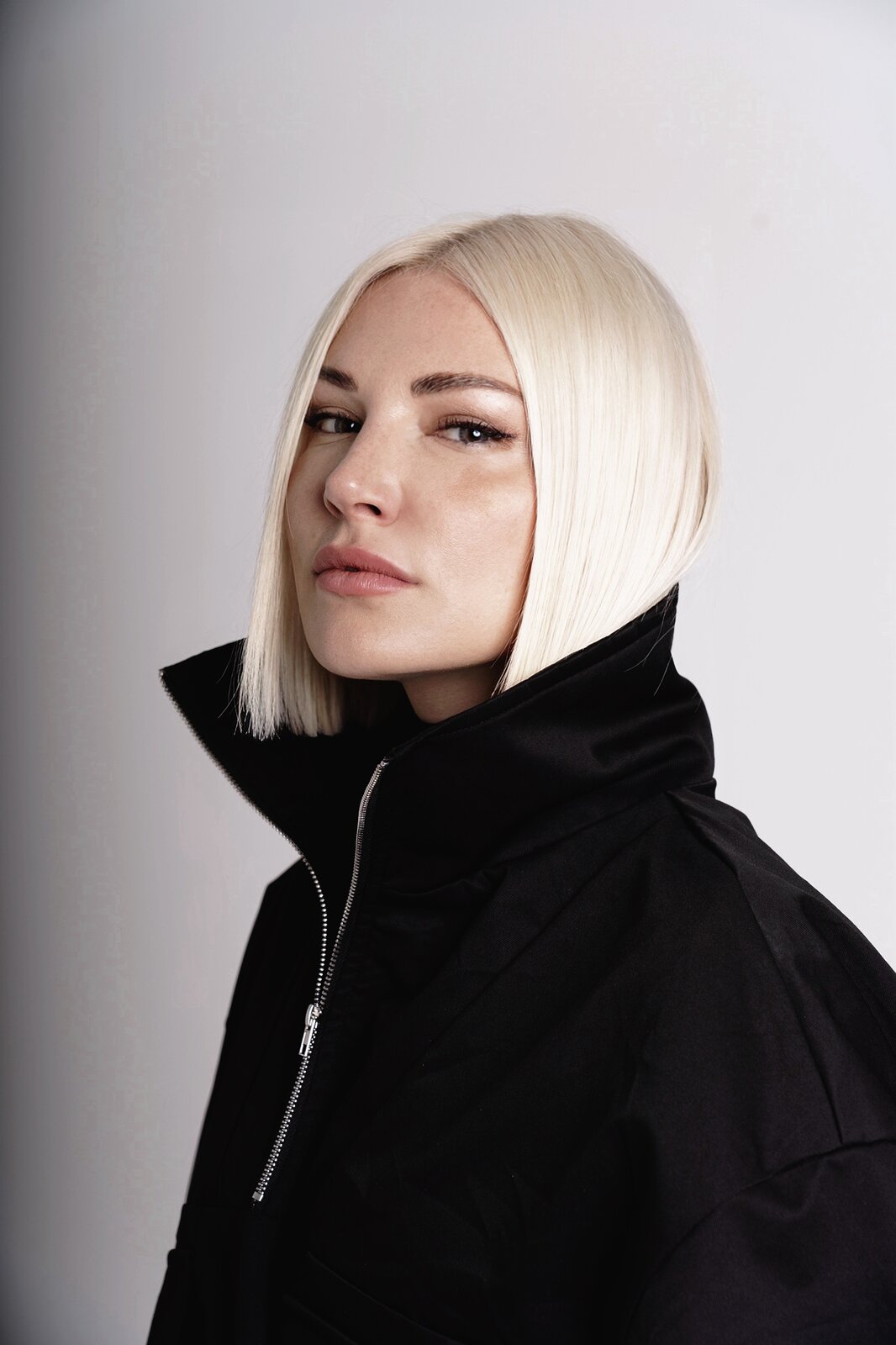 Dominique Jardin — black jacket portrait, Photo by Selina Jakob